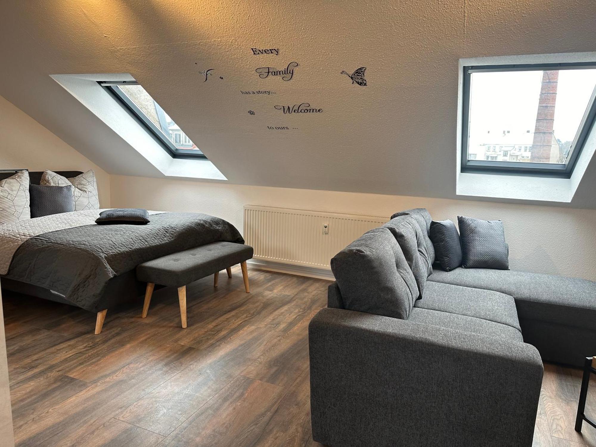 Ferienwohnung Zeitz - Weisse Elster Apartment Exterior foto